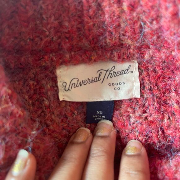 Universal Thread Women's Sweaters Red Long Sleeve Mock Turtleneck Size XS - Picture 3 of 7